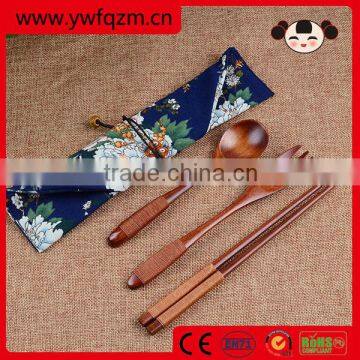 colorful cloth bag packing traditional wooden custom cutlery set