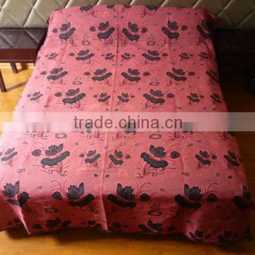 chinese Two-color thread blanket with pillowcase