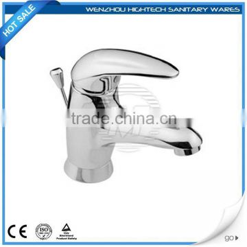 2014 Fashion Designed Small Basin Faucet