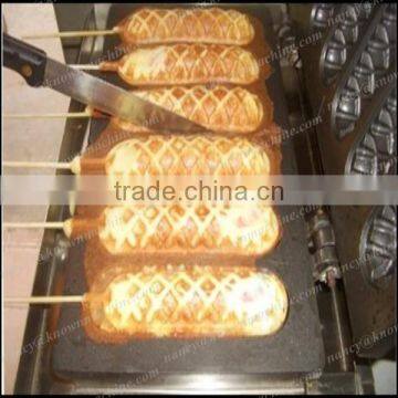 Electric mini hot dog maker