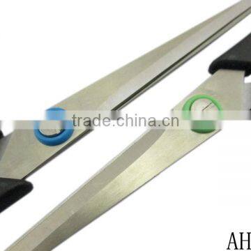 2016 Hot Sale Stainless Steel Scissor With Plastic Handle photo-2