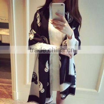 2017 new model yong ladies scarf printed bear pattern imitated cashmere material 190*65cm girl cappa