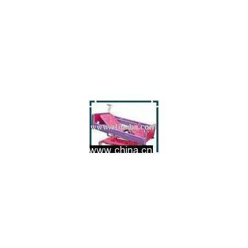 1000 A Wooden Intensive Care Bed