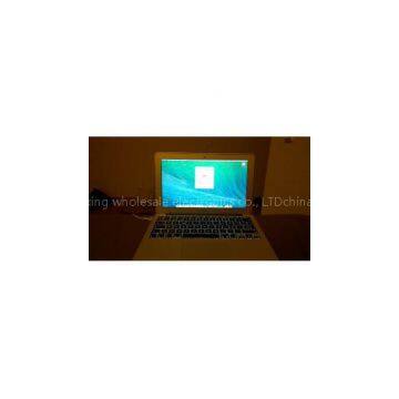 Apple MacBook Air dual-core Intel Core i7 2.0GHz