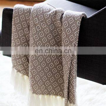 Amazon Hot Sale High Quality Super Soft Chunky Acrylic Yarn Super Soft Plain Blanket photo-4