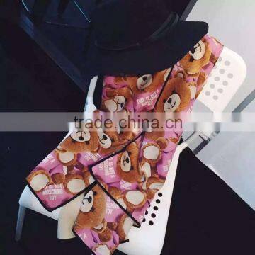 High Quality Black Border Bear Printed Ladies Cashmere Pashmina Shawl photo-4