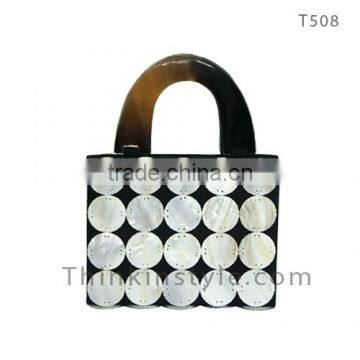 Mother of pearl mini bag T508