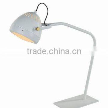 MT5236-W led table light