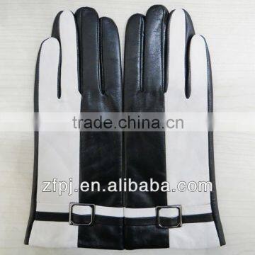 Black and white match color style of leather gloves for woman
