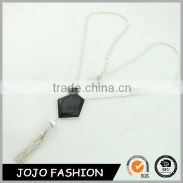 Wholesale fashion metal chains jewelry black arylic necklace of women necklace