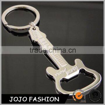 Lovely OEM Low Price Fashionable Violin Shaped Custom Metal Keychain