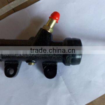 Auto parts Clutch master cylinder for Dongfeng EQ4251