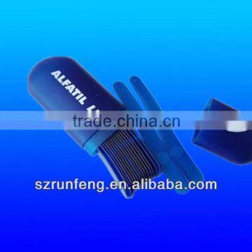 Plastic tongue spatula