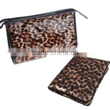 Leopard Print Cosmetic Bag & Jewelry Roll Gift Set