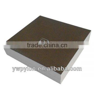 pylon fashion plastic necklace box