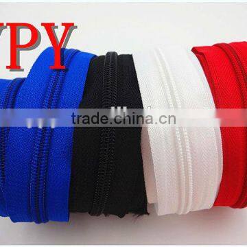 wholesale Long chain nylon zipper roll for suitcase nylon zipper supplier