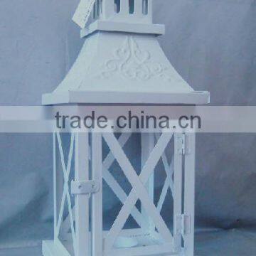 lantern with clear glass wall in white color