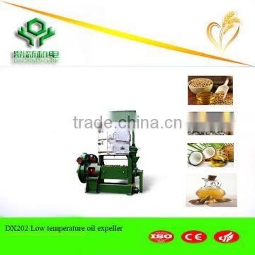 Low temperature screw shaft expeller DX204 peanut rapeseed sunflower screw oil expeller