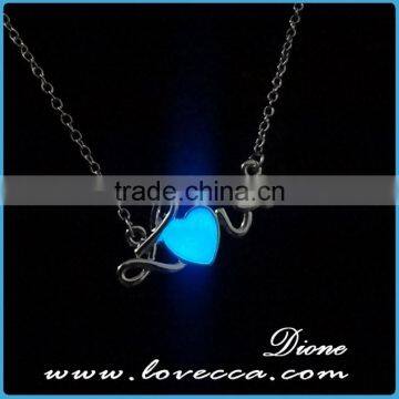 Hot Selling Women Jewelry Luminous Love Style Glowing Heart Necklace photo-2