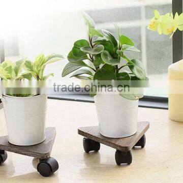 Modern designwood mat with wheels for your flower pot