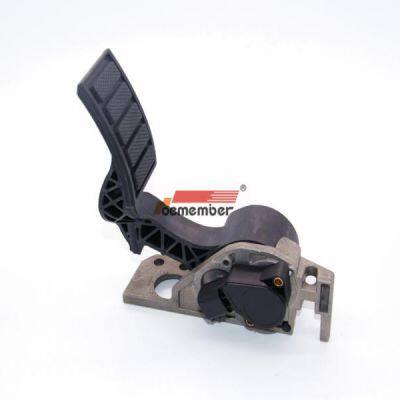 Truck Accelerator Pedal 82627957 21915481 21116877 20893503 20574535 82627979 21116879 84557579 for VOLVO photo-2