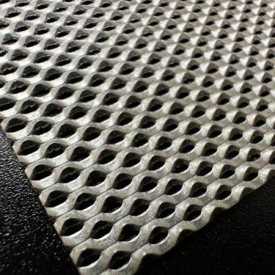 Titanium Expanded Mesh for PEM Electrolyzers photo-4