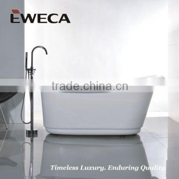 Sitting bathtub with seat