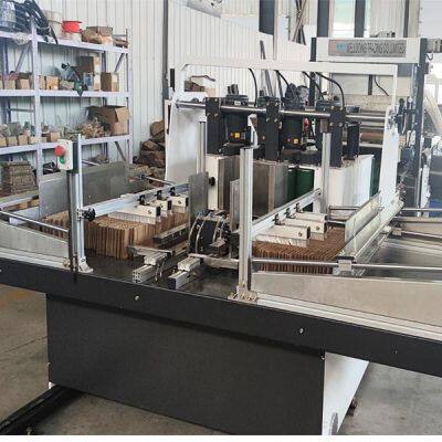 Automatic Drink Carton Partition Machine photo-2