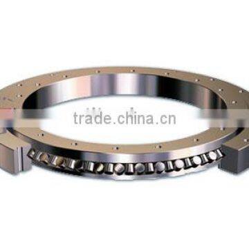 Cross roller turntable bearing