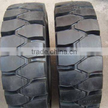 28*9-15 SOLID INDUSTRIAL TYRE