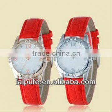 2013 Fashion Style a pair red Watch