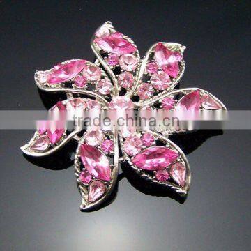 flower-shaped rhinestone brooch made of alloy ha18-12