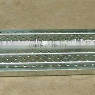 Galvanized toe board (china manufactory)