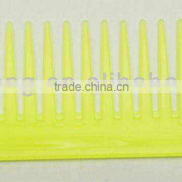 plastic comb