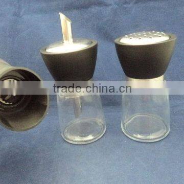 grinder, pepper mill, spice shaker, oil dispenser