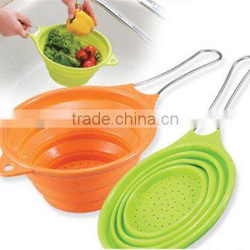 Silicone foldable colander