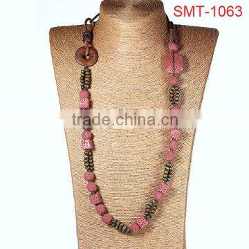 Girl's pink natural lava rock beads costume jewelery necklaces