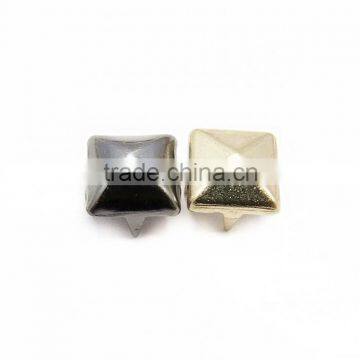 Gold Metal Pyramid Studs For Garment Gloves photo-3