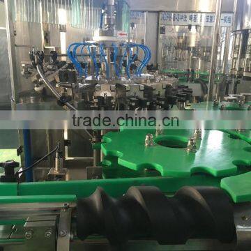 Алюминиевая машина для наполнения и укупорки банок пива и газированных напитков photo-2