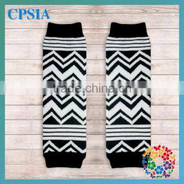 2014 Fashion Hand Knitted leg warmer for kids white and black chevron electric leg warmer Wholesale