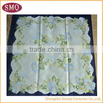 beautiful design embroidery rolls of material for tablecloths