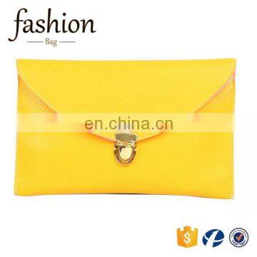 CR USA Market Expert Trendy Small Summer Beige Latch Envelope Bag Retro Chain Single Shoulder Bag Design Clutch photo-6