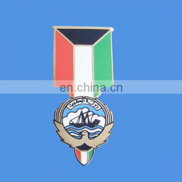 custom metal dubai badge with enamel