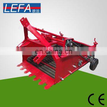 Cheap Small Agricultural Tractor Single Row Potato Harvester photo-4