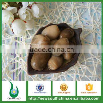 Straw mushroom in tin