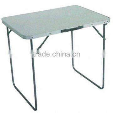 Single micro picnic folding table