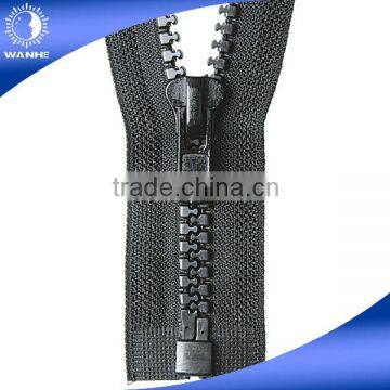 #8 Plastic Zipper With Open End