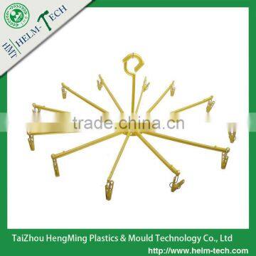 Folding Plastic Towel Hanger --Z3136