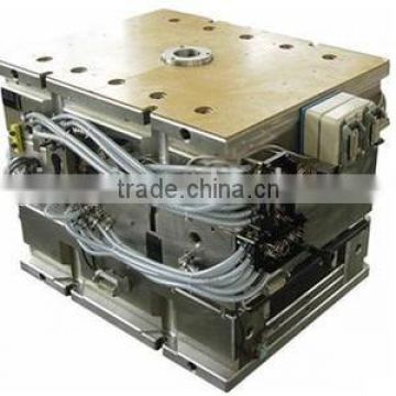 plastic injection molding manufacturer