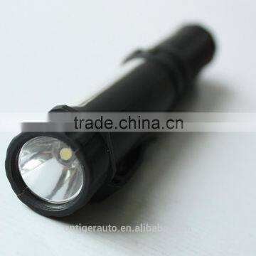 2015 wholesale Dry Battery Magnetic Emergency light with clip